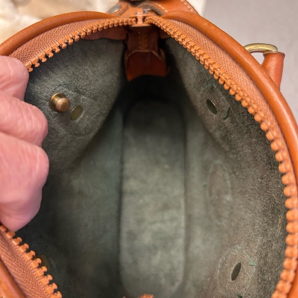 Dooney & Bourke Green and Brown Satchel - Picture 9 of 13